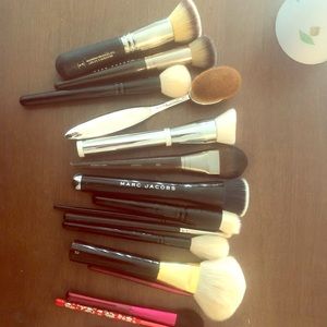 High End Makeup Brushes